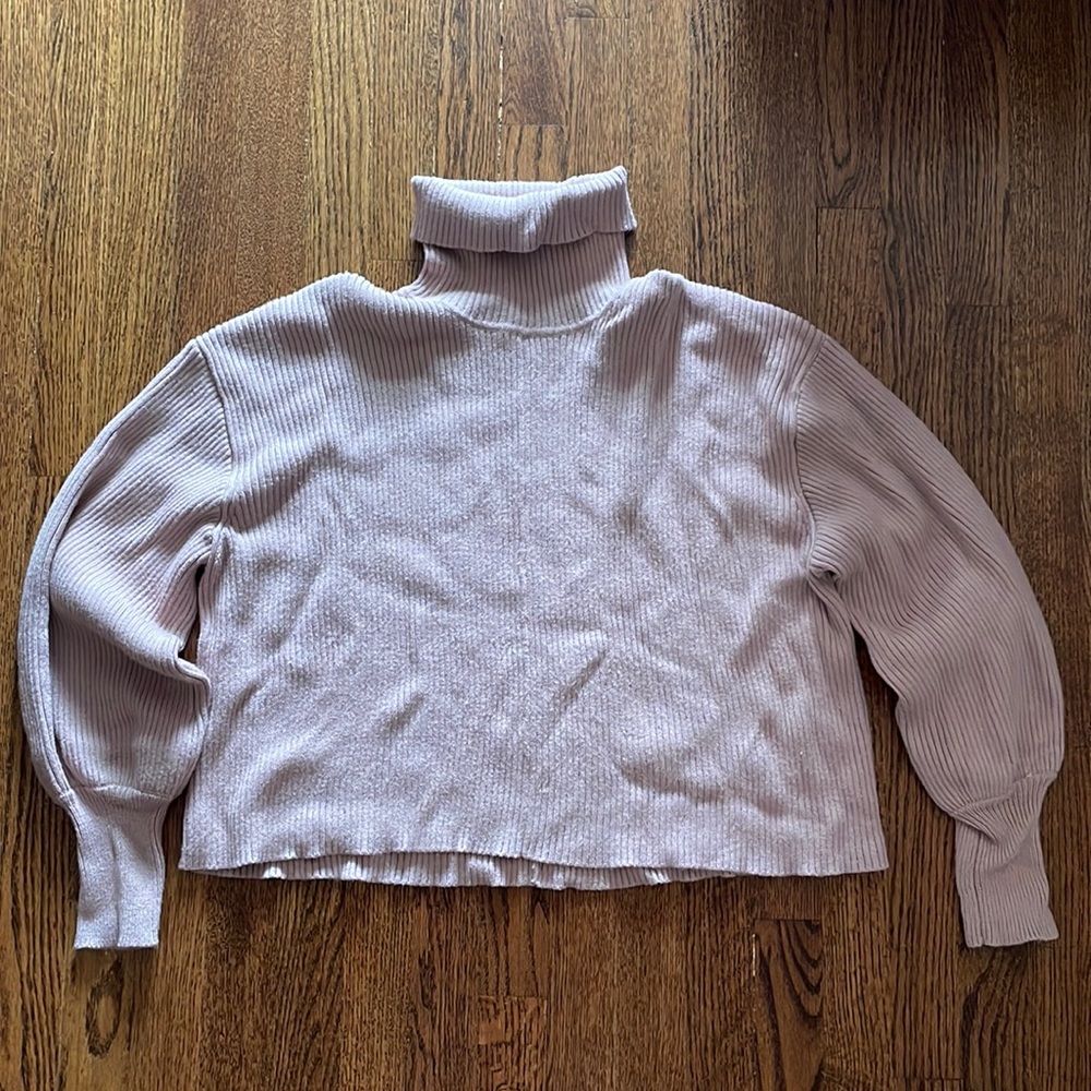 Express cropped, puff sleeve, turtleneck sweater